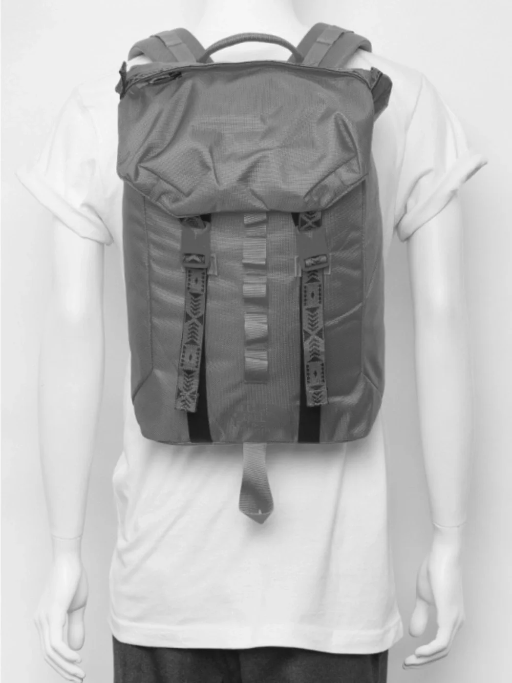 The North Face Lineage Rucksack Versatile Hiking Backpack Beige